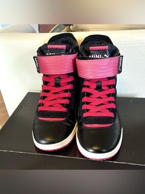 Puma x Mini Cooper Women’s Shoes Y2K Black Pink Strap Limited Edition Size 7.5